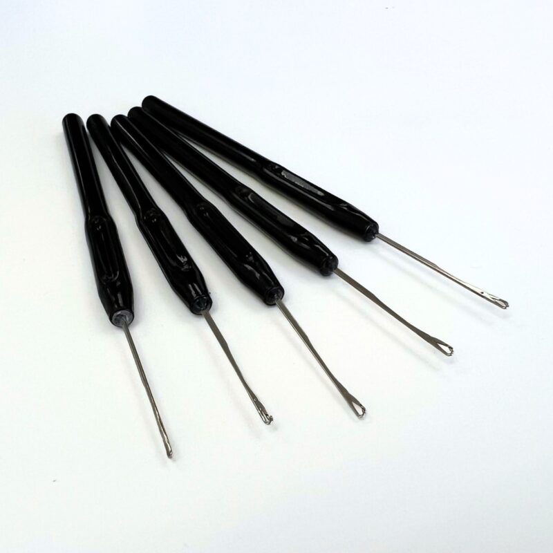 Hook Pulling Needles